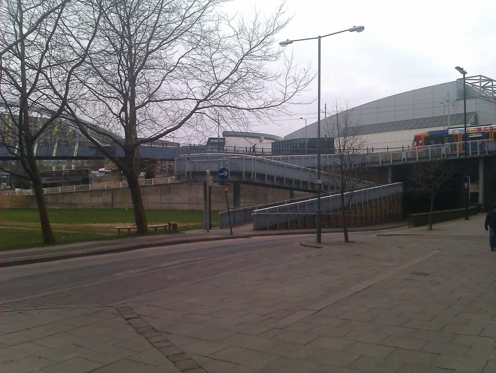 Ibis Sheffield City Esterno foto